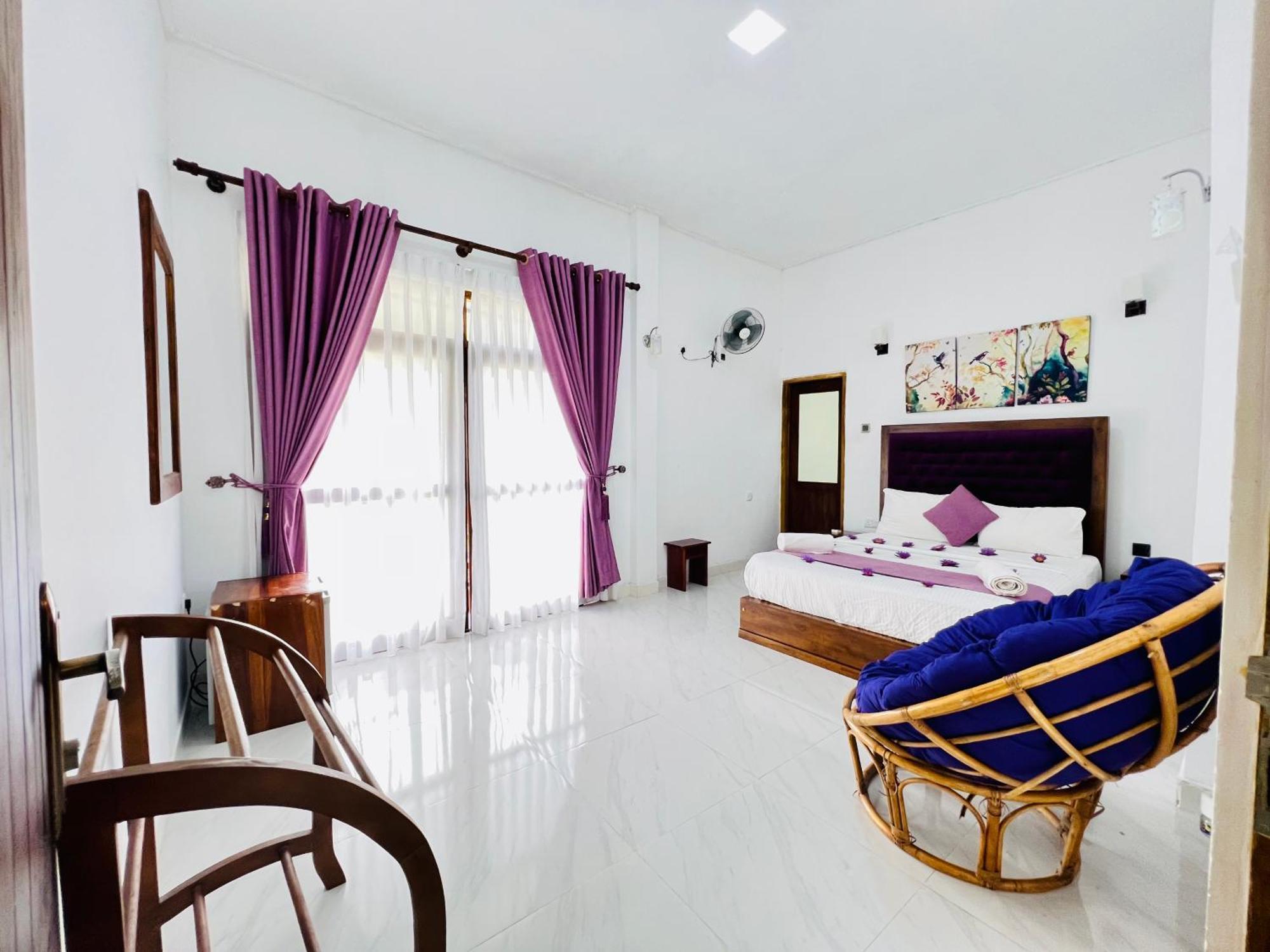 Heaven Breeze Hotel Kandy Buitenkant foto