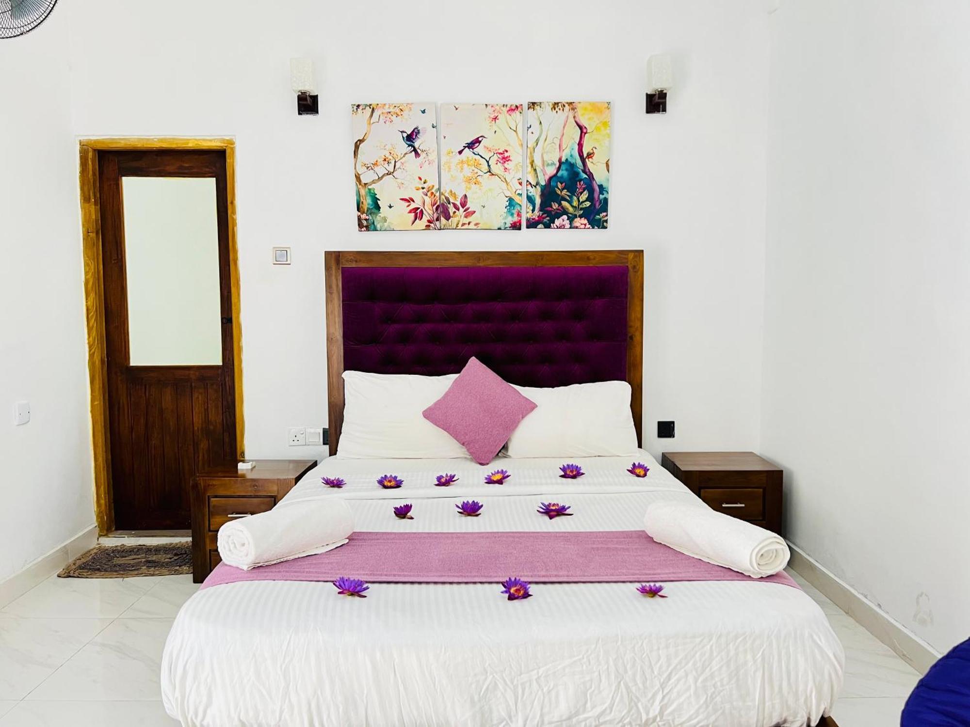 Heaven Breeze Hotel Kandy Buitenkant foto
