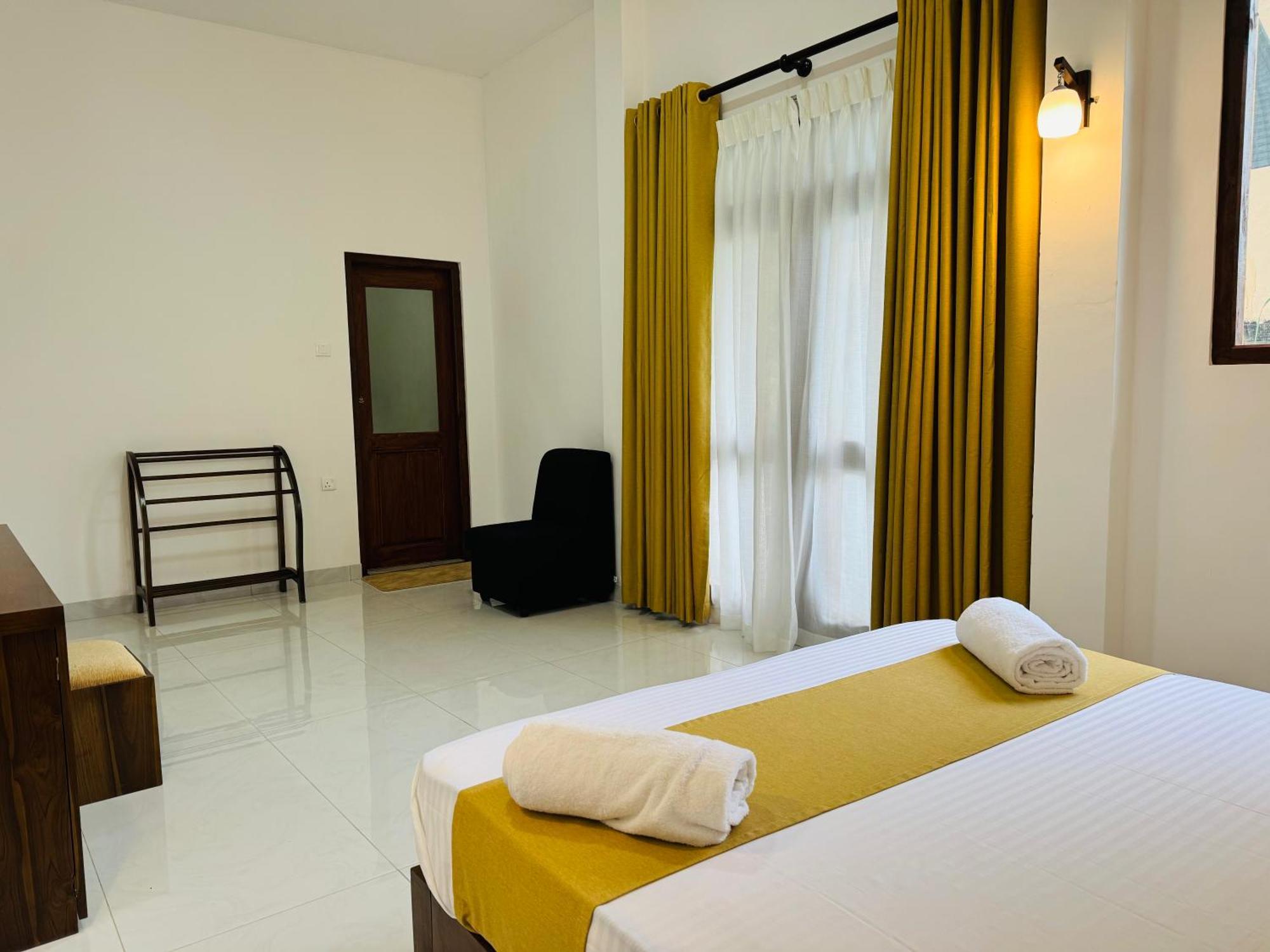 Heaven Breeze Hotel Kandy Buitenkant foto